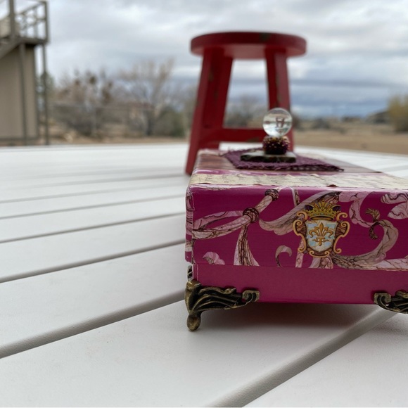 Soap Box Fairy Table - Picture 5 of 10